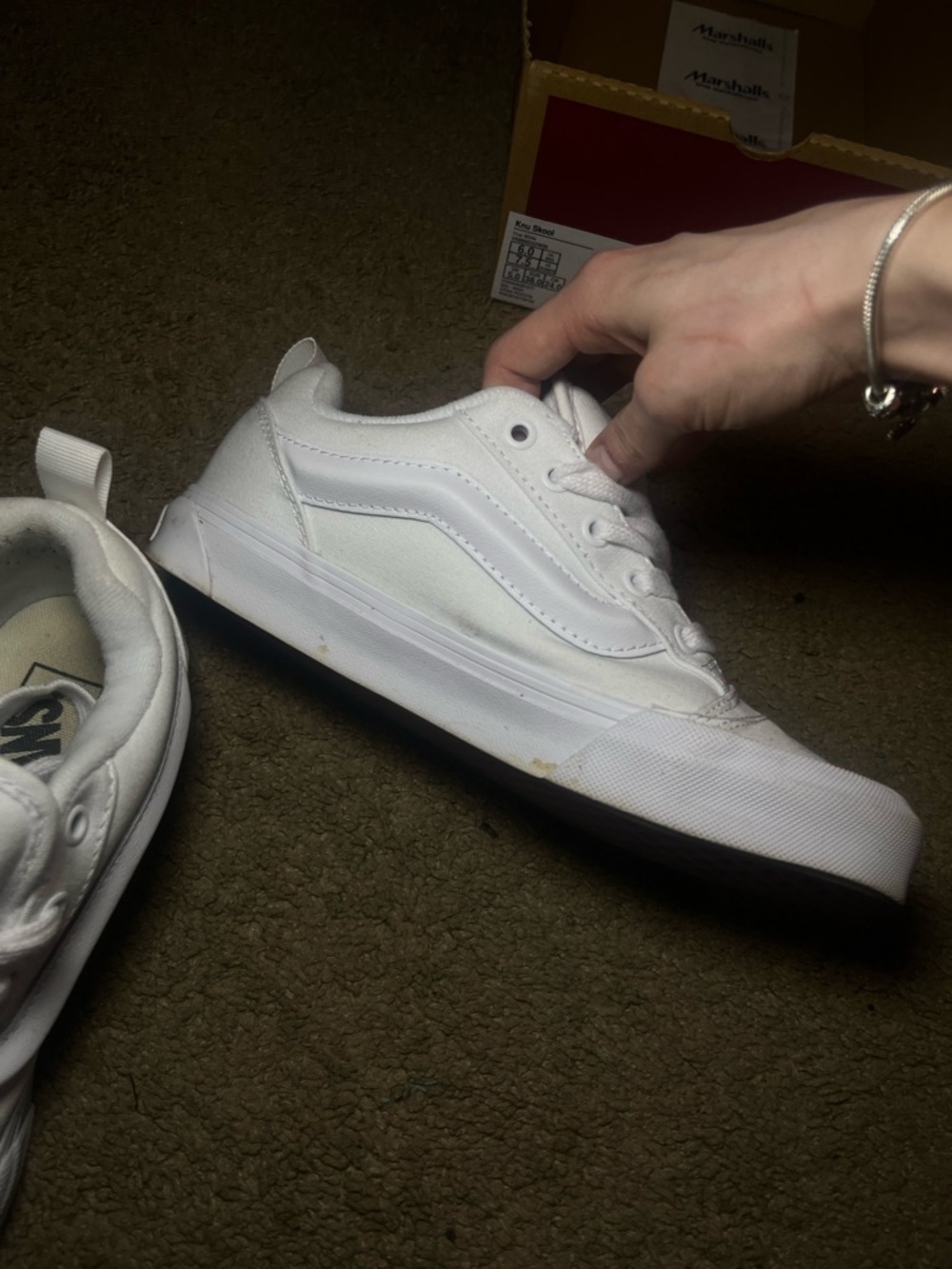 ☁️💘ALL WHITE OLD SKOOL VANS + PINK LACES💘☁️ - Picture 3 of 4